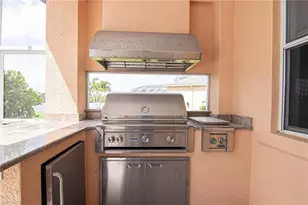 2656 Fairmont Isle Cir, Cape Coral, FL 33991 - Photo 21
