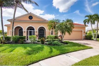 2656 Fairmont Isle Cir, Cape Coral, FL 33991 - Photo 1