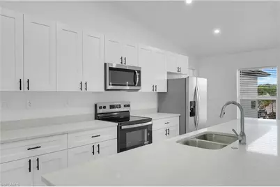 1619 NE 36th Ln, Cape Coral, FL 33909 - Photo 11