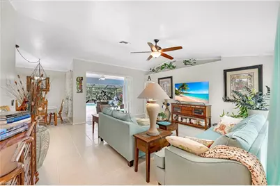 909 SW 31st St, Cape Coral, FL 33914 - Photo 9