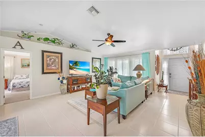 909 SW 31st St, Cape Coral, FL 33914 - Photo 7
