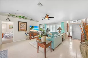 909 SW 31st St, Cape Coral, FL 33914 - Photo 7