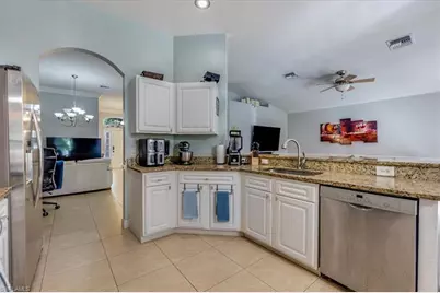 9230 Middle Oak Dr, Fort Myers, FL 33967 - Photo 5