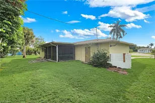 5248 Versaille Ct, Cape Coral, FL 33904 - Photo 23