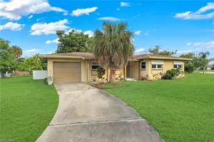 5248 Versaille Ct, Cape Coral, FL 33904 - Photo 3