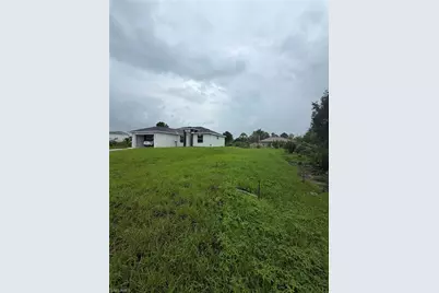 426 Jaipur Dr, Lehigh Acres, FL 33974 - Photo 3