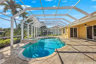 9214 Palm Island Cir, North Fort Myers, FL 33903 - Photo 5