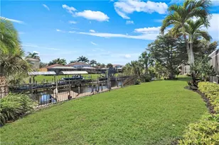 9214 Palm Island Cir, North Fort Myers, FL 33903 - Photo 17