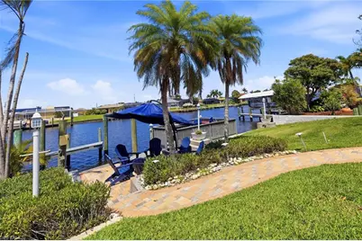 1717 SE 41st St, Cape Coral, FL 33904 - Photo 43