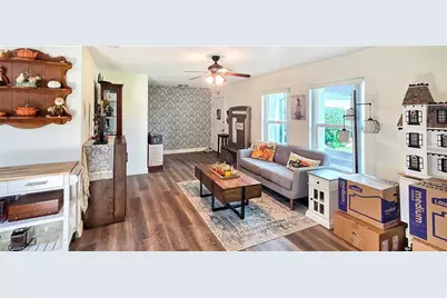 2222 SE 15th St, Cape Coral, FL 33990 - Photo 9