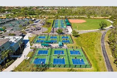 10592 Pistoia Dr, Fort Myers, FL 33913 - Photo 39