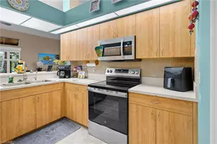 619 Parkdale Blvd, Lehigh Acres, FL 33974 - Photo 11