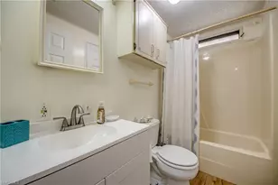 7205 Drum Dr, Saint James City, FL 33956 - Photo 23