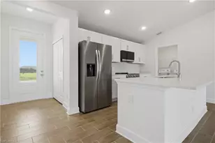 1135 NW 8th Pl, Cape Coral, FL 33993 - Photo 3