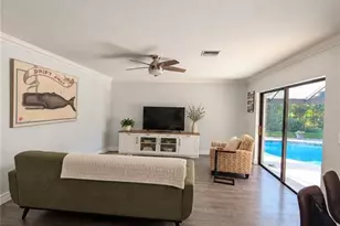 1402 S Larkwood Square, Fort Myers, FL 33919 - Photo 9