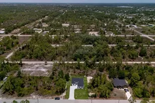 719 Almelia St E, Lehigh Acres, FL 33974 - Photo 3