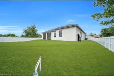 1116 Cherry St E, Lehigh Acres, FL 33974 - Photo 25