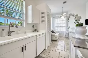 5482 Peppertree Dr, Fort Myers, FL 33908 - Photo 9