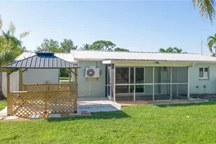 843 Lake McGregor Dr, Fort Myers, FL 33919 - Photo 23