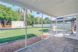 843 Lake McGregor Dr, Fort Myers, FL 33919 - Photo 11