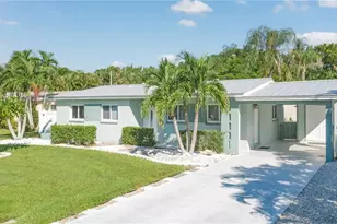 843 Lake McGregor Dr, Fort Myers, FL 33919 - Photo 21