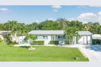 843 Lake McGregor Dr, Fort Myers, FL 33919 - Photo 1