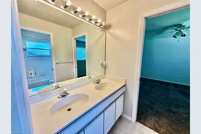 738 Milwaukee Blvd, Lehigh Acres, FL 33974 - Photo 37