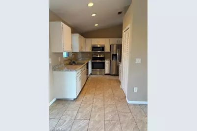 2300 SW 19th Pl, Cape Coral, FL 33991 - Photo 5