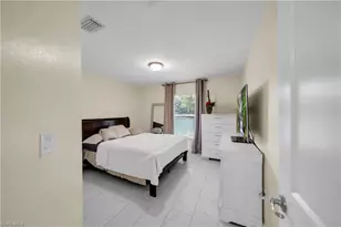 1211 NW 27th Pl, Cape Coral, FL 33993 - Photo 25
