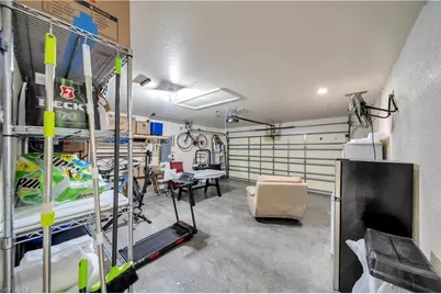 1211 NW 27th Pl, Cape Coral, FL 33993 - Photo 17