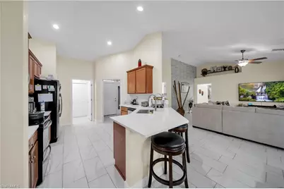 1211 NW 27th Pl, Cape Coral, FL 33993 - Photo 13