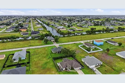 2506 NE 6th Ave, Cape Coral, FL 33909 - Photo 3
