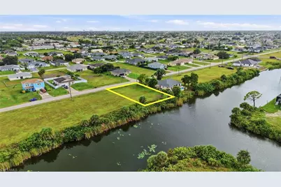 2506 NE 6th Ave, Cape Coral, FL 33909 - Photo 9