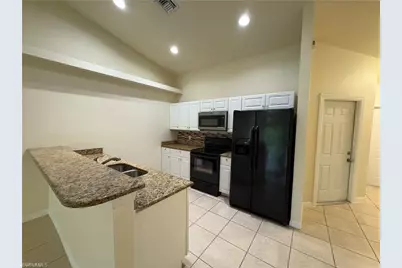 1422 SW 47th Ter, Cape Coral, FL 33914 - Photo 3