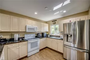 3449 NE 11th Ave, Cape Coral, FL 33909 - Photo 25