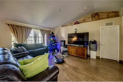 3449 NE 11th Ave, Cape Coral, FL 33909 - Photo 9