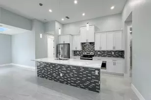 2535 SW 5th Ave, Cape Coral, FL 33914 - Photo 7