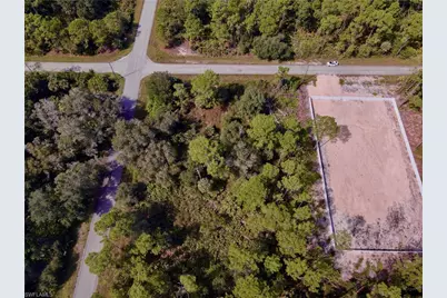 2102 Louis Ave, Alva, FL 33920 - Photo 5