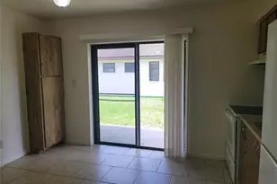 626 SE 13th Ct, Cape Coral, FL 33990 - Photo 5