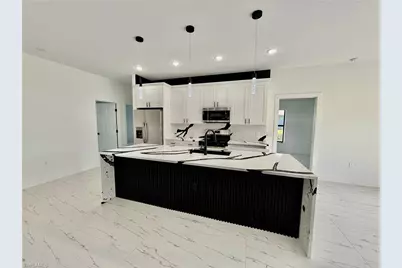600 E 7th St, Lehigh Acres, FL 33972 - Photo 13