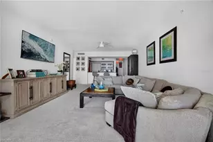 3000 Oasis Grand Blvd, Fort Myers, FL 33916 - Photo 9