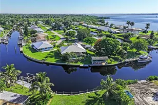 330 Bamboo Dr, North Fort Myers, FL 33917 - Photo 23