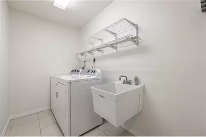 147 SE 19th Ln, Cape Coral, FL 33990 - Photo 25