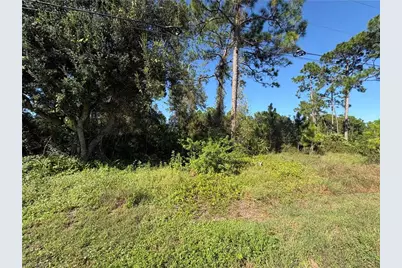 839 Cadis St E, Lehigh Acres, FL 33974 - Photo 3