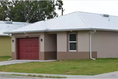 1820 French St, Fort Myers, FL 33916 - Photo 3