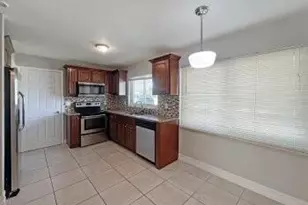 218 SW 46th Terrace, Cape Coral, FL 33914 - Photo 7