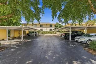 704 Broad Ave S, Naples, FL 34102 - Photo 29