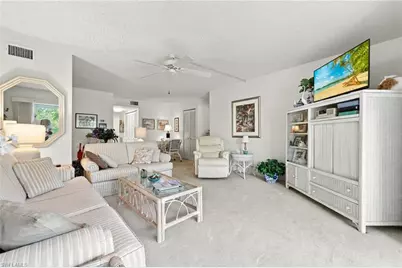 704 Broad Ave S #704, Naples, FL 34102 - Photo 5