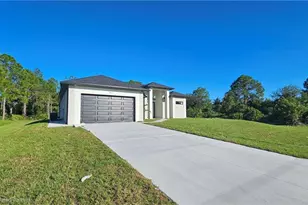912 Hibiscus Ave, Lehigh Acres, FL 33972 - Photo 29