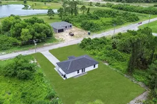 382 McArthur Blvd, Lehigh Acres, FL 33974 - Photo 25